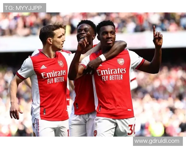 足总杯精彩对决曼城大胜阿森纳点球大战引发全场狂欢